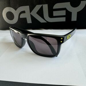 Oakley Holbrook Steel Frame with Grey lens.